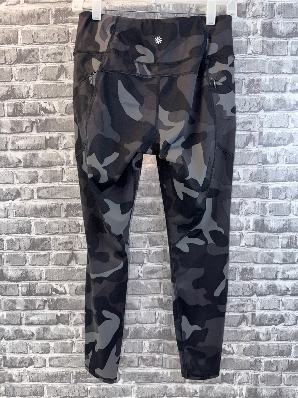 Athleta Black & Gray Camo Performance Leggings